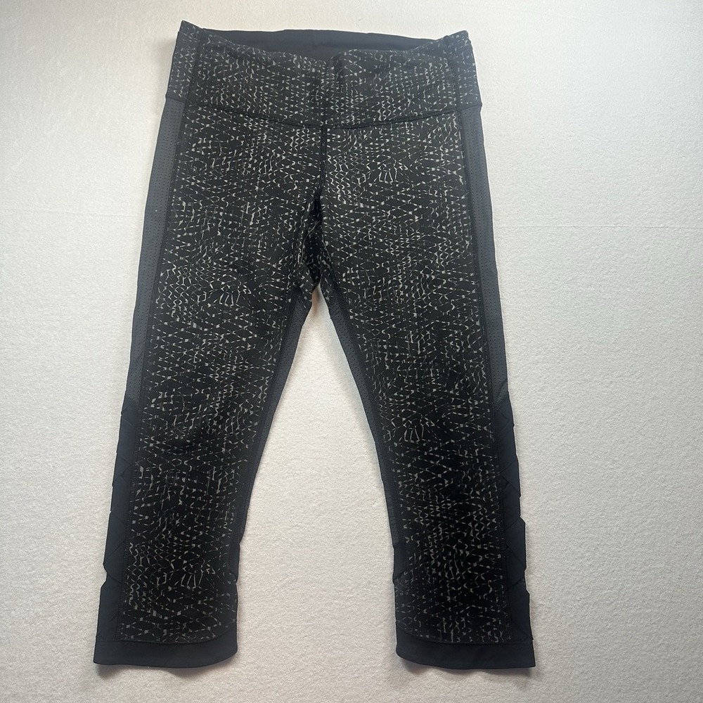 Lululemon Var-City 19" Crop Leggings Size 10 Samba Snake Battleship‎ Black